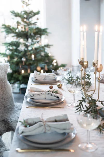 table setting for Christmas