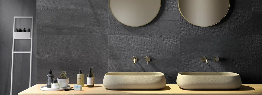 З ефектом натуральної деревини та каменю