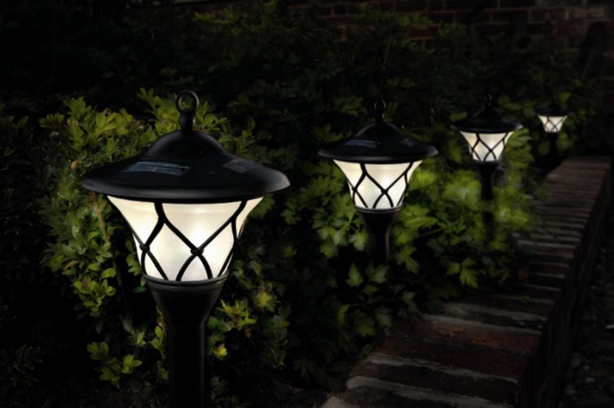 Освещение в саду/Lighting in the garden