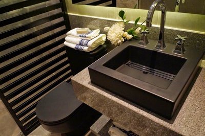 tropical bathroom design