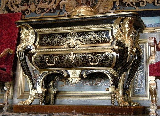 комод в стиле Boulle( барокко) автор Андре Шарль Буль