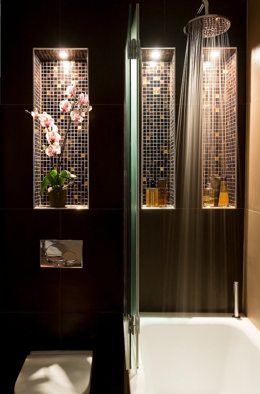 Tropical bathroom